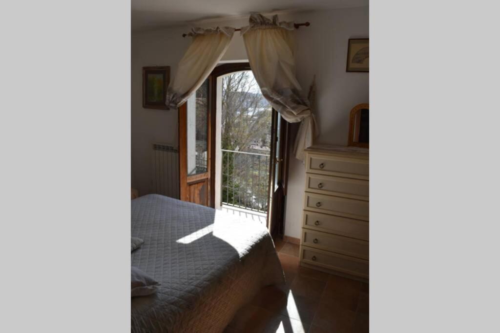 Casa Vacanze Al Castello Villetta Barrea Buitenkant foto