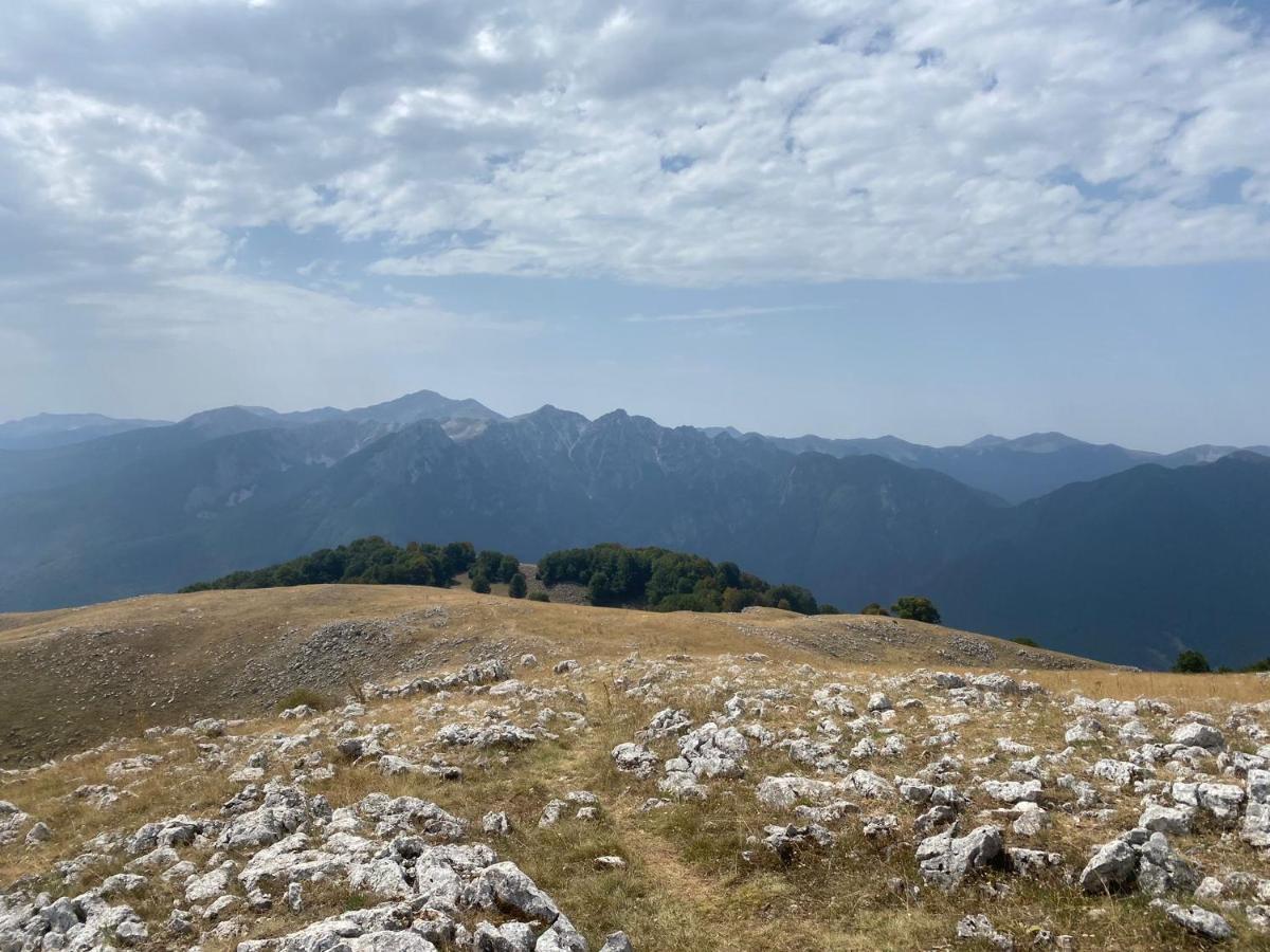 Casa Vacanze Al Castello Villetta Barrea Buitenkant foto